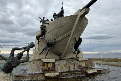 Statue in Punte Arenas