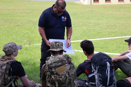 CFAV training map reading